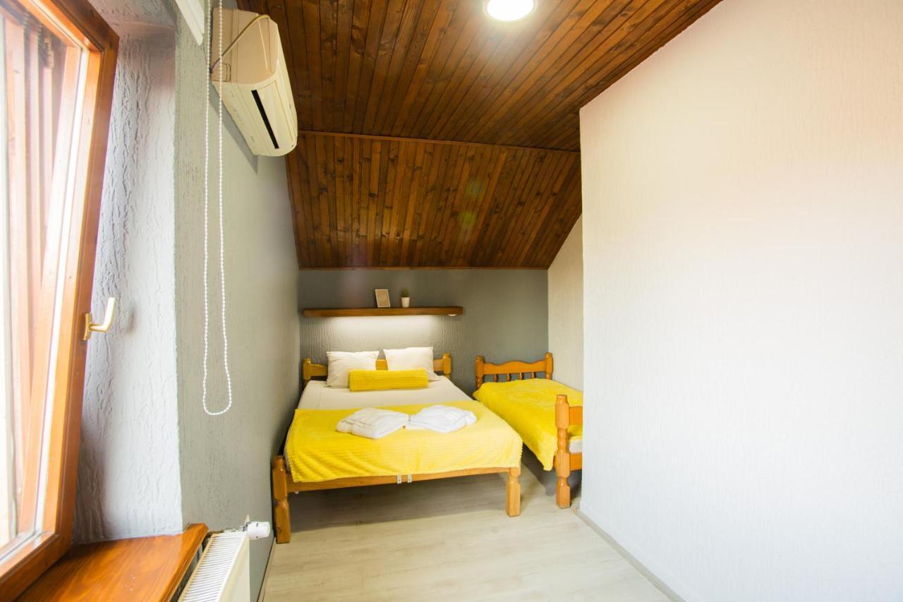 Palić Guest House Vila Alexandar מראה חיצוני תמונה