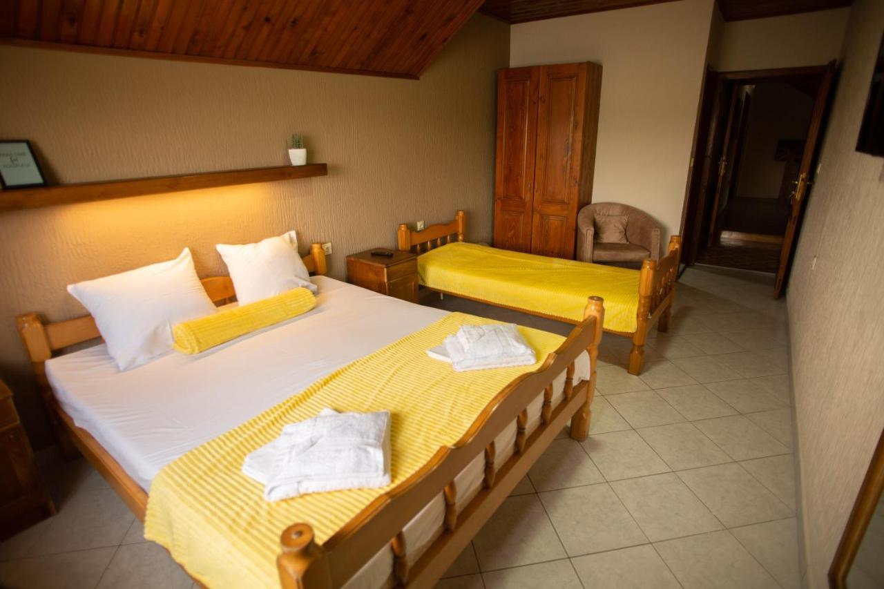 Palić Guest House Vila Alexandar מראה חיצוני תמונה