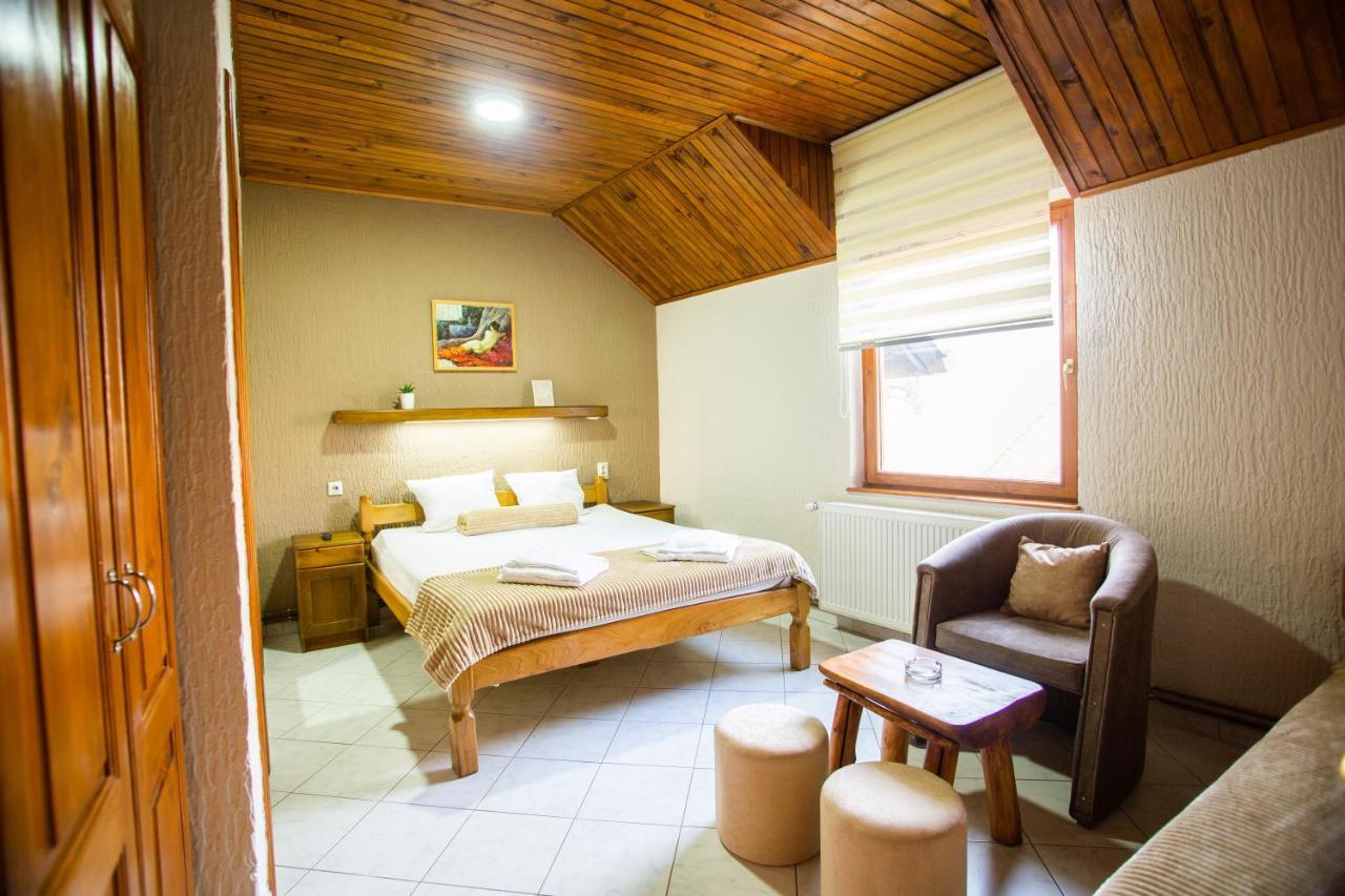 Palić Guest House Vila Alexandar מראה חיצוני תמונה